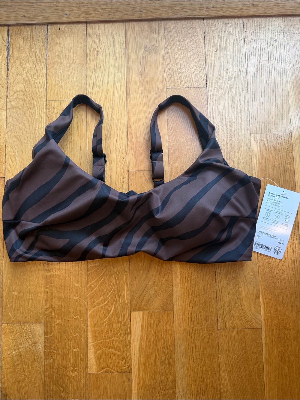 Athleta Oasis Underwire Bikini Top in Prima Woodland Zebra